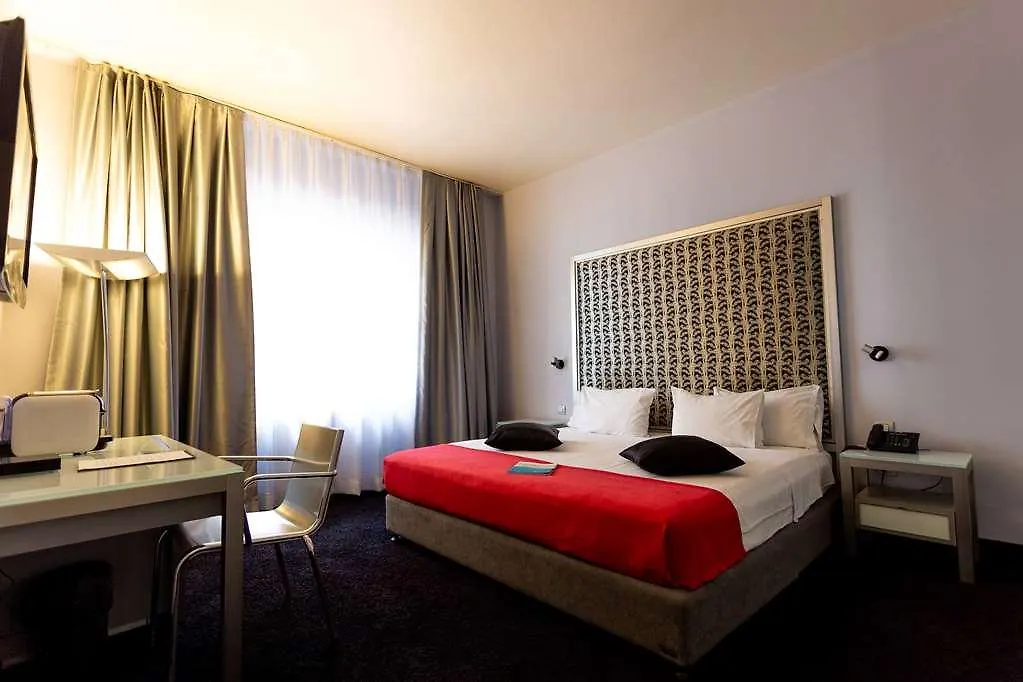 Central Hotel, Trademark Collection By Wyndham Bucharest
