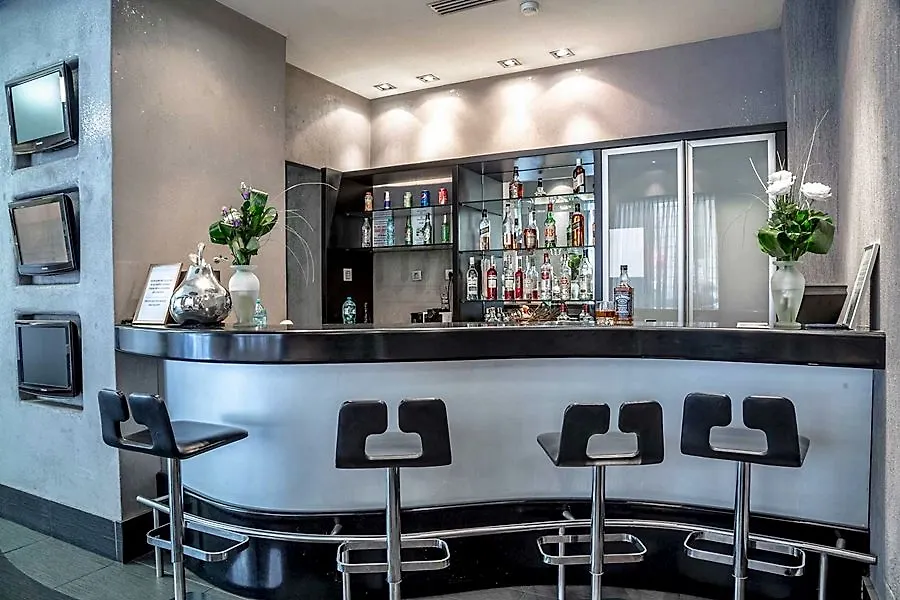 Central Hotel, Trademark Collection By Wyndham 4*, Bucharest